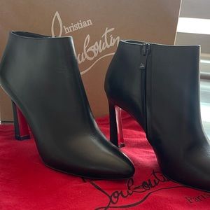 Authentic Christian Louboutin Eleanor size 37 Preowned 995+tax